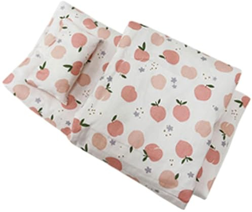 Couverture de poupée Ensemble d'accessoires Miniatures pour Maison de poupée 3 pièces Ensemble lit en Tissu à Motif pêche Comprenant Un Oreiller, Un Matelas et Drap Accessoires