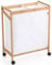 BAKAJI Panier à linge sale peu encombrant en bambou et tissu blanc avec 4 roues pivotantes à 360 °, matériaux anti-odeurs, sac à linge fin, organisateur de linge spacieux, 60 x 33 x 75 cm