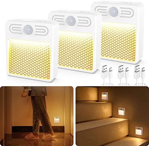 wobsion LED Nachtlicht mit Bewegungsmelder USB Wiederaufladbar,Kabellos Warmweiß Unterbauleuchte für Küche und Vitrine,1200mAh Nachtlampe für Schlafzimmer,Kinderzimmer,Schrankbeleuchtung,3000K,3Stück