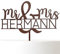 Suzu Papers Cake Topper Hochzeit personalisiert Mr & Mrs aus Holz - Tortenstecker mit Name - Tortentopper Hochzeitstorte Deko (Walnuss)