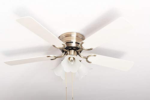 Pepeo - Kisa Deckenventilator mit Beleuchtung | Ventilator mit Zugschalter in Messing mit Wendeflügeln in Weiß und Ahorn-Holzoptik, Durchmesser 105 cm. (Farbe: Messing, Weiß/Ahorn)