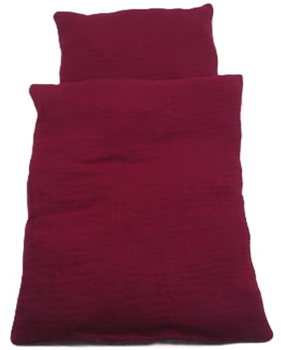 Puppenbettwäsche aus Musselin beere, Decke 40h x 34b, Kissen 16h x 20b.