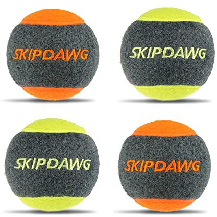 SKIPDAWG Quietschende Hunde-Tennisbälle, 6,3 cm, interaktives Hundespielzeug für kleine/mittelgroße Hunde, ungiftiges Material, für Ballwerfer, 4 Packungen