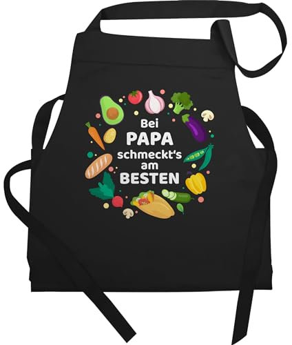 Shirtracer Schürze - Kochschürze - Herren 1 - Bei Papa schmeckts am besten I Veggie Geschenk Väter - 60x87 - Schwarz - küchenschürze weihnachtsgeschenke vater koch schürzen geschenke für köche