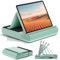 KDD Soporte de Almohada para Tablet Soporte de Almohada Plegable para iPad con ángulo Ajustable Cama y Escritorio Soporte Tablet con Soportes para Lápiz Táctil para iPad Pro 12.9 11 Air Mini (Verde)