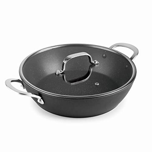 Lacor - 27038 - Cacerola baja con tapa Easy de Aluminio forjado, Recubrimiento antiadherente TRIcapa, Fondo Full Induction, Asa de Acero Inox, Tapa de Vidrio Templado, Ø 28 x 7,2cm, Negro