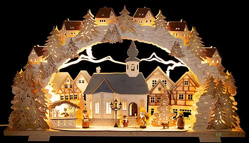 Tietze Schwibbogen Adventszeit mit beleuchteter Kirche - 70x41 cm