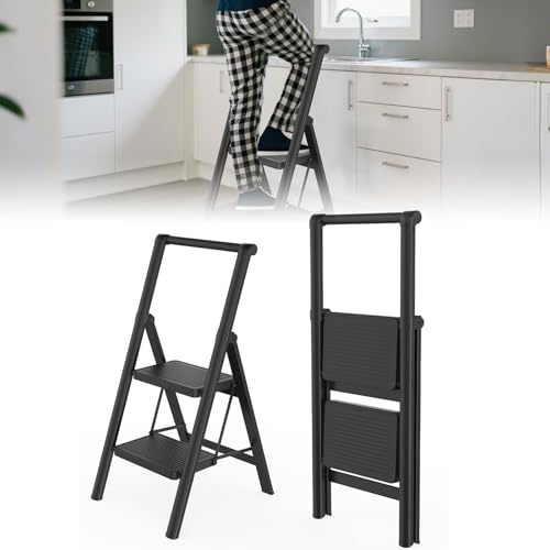 UISEBRT 2 Stufen Trittleiter Klappbar mit Handlauf, Haushaltsleiter, Verbreiterte rutschfeste Stufen, Belastbar bis 250KG, Leiter für Haushalt, Büro, Küche, Schwarz