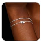 RWQIAN Bracelet à Initiales pour Femme Argent F Bracelet à Double Couche Réglable avec Cœur et Lettres, Bijoux Cadeaux Parfaits pour Femmes