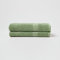 HOMESCAPES Lot de 2 Serviettes de Bain en 100% Coton Turc - Ultra Doux et Absorbant - 500 g/m² - Vert Sauge - 70 x 130 cm