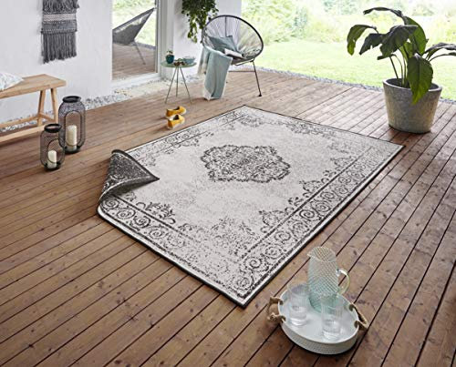 NORTHRUGS In- und Outdoor Teppich Cebu 240x340 cm - Wendeteppich Wetterfest Orientalisches Vintage Design Teppich für Balkon Terrasse Garten Wintergarten Wohnzimmerteppich Wasserfest in Schwarz Creme