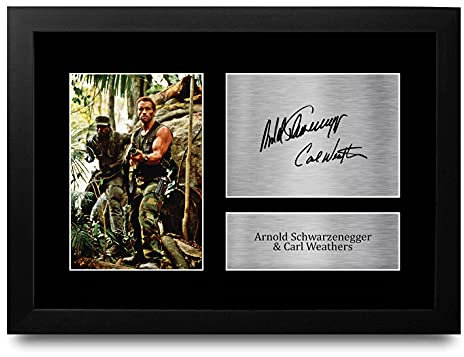 HWC Trading FR A4 Arnold Schwarzenegger & Carl Weathers Predator Geschenke Gedruckt, Signiert Autogramm Bild Für Film-Erinnerungsstücke-Fans - A4 Framed