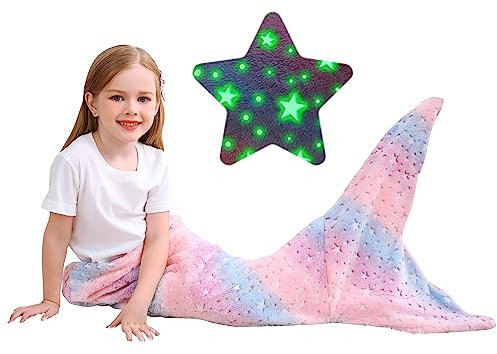 softan Kinder Meerjungfrau Schwanz Decke, Glow In The Dark Decke für Mädchen, Weiche Flanell Fleece Meerjungfrau Schlafdecke mit Glitzersternen und Regenbogen Ombre Fisch Skala Design - 100 x 43 cm