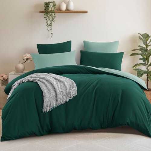Aisbo Housse de Couette 220x240 Réversible avec 2 Taies d'oreiller 65x65 cm (Vert Foncé/Vert) - Parure de Lit 240 x 220 Adulte 2 Personne Microfibre, Parure Couette avec Fermetures éclair, Oeko TEX