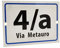 Targa numero civico in acrilico bianco | Formato 150x100 mm | Spessore 3 mm | Personalizzabile | Colori vividi | Protezione anti-UV | Montaggio facile | Ideale per esterni | Durevole ed elegante
