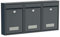 BASI Lot de 3 boîtes aux lettres murales en acier - Couleur : anthracite mat - Avec plaque nominative - Serrure à cylindre avec 2 clés - Matériel de fixation - Système de boîte aux lettres - Lot de 3