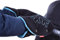 ByBoom - Softshell Handwärmer Thermo Aktiv; Funktions-Handmuff mit Fleece Innenseite, Universalgröße für Kinderwagen, Buggy, Jogger, Radanhänger, Farbe:Schwarz/Grau