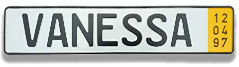 Namenskennzeichen | Namensschild mit Geburtsdatum individualisierbares geprägtes Nummernschild egal ob Geburtstag oder Taufe (gelbes Namensschild)