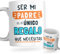 DEREGALOOS Taza de cerámica divertida para Padres. Taza de café Regalo día del Padre. Regalo Original con frase para hombre. Tazas divertidas con frase. (Ser mi padre es el único regalo que necesitas)