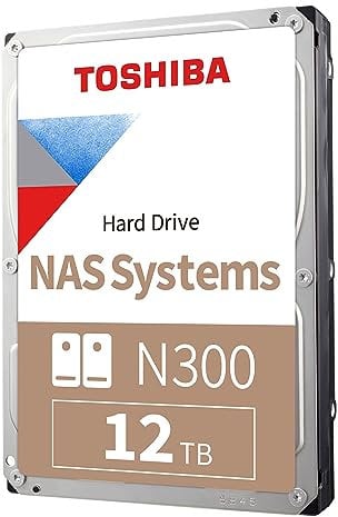 Toshiba 12TB N300 Interne Festplatte - NAS 3,5 Zoll SATA HDD unterstützt bis zu 8 Laufwerkseinschübe, entwickelt für 24/7 NAS Systeme, neue Generation (HDWG21CUZSVA)