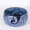 Hind Handicrafts Porte-fil en aluminium de qualité supérieure fait à la main pour tricot et crochet - Bleu foncé (15,2 x 15,2 x 7,6 cm)