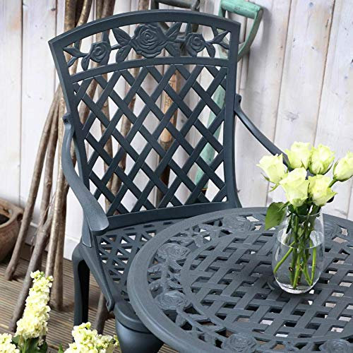 Lazy Susan - Rose Bistrotisch mit 2 Stühlen | Rundes Gartenmöbel Set aus Metall | Schiefergrau | Rose Stühle, Keine Kissen | 3 Jahre Garantie