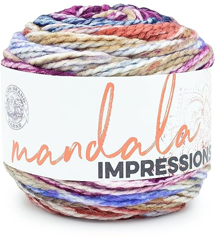 Lion Brand Yarn Mandala Impressions, Sperriges Garn, Very Berry, 1 Packung | Buntes Garn zum Häkeln, Stricken, Basteln, weiche Acrylfaser für klobige Decken, sperrige Pullover, bunte Mützen