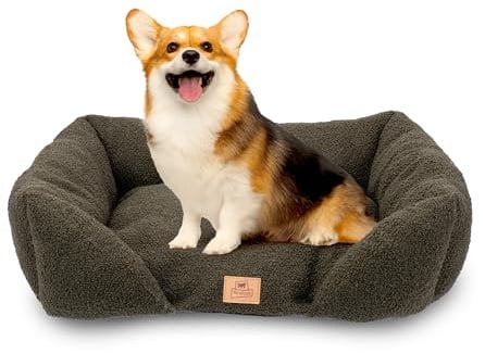 Ferplast Dog Bed Cushion for Medium-Sized Dogs, Cat Bed, Washable Synthetic Bouclé Fabric, Soft Padding, 66 x 50 x 20 cm. Green