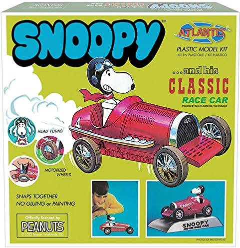 Snoopy y su clásico coche de carreras motorizado Snap Model Kit