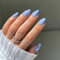 KQueenest Baby Blau Press On Nails Kurz, Acryl Nägel zum Aufkleben Kurz Runde, Einfarbig Fake Nails Mandel Fingernägel zum aufkleben, Glänzende Gel Kunstnägel für Frauen Alltagstauglich 24 Stück