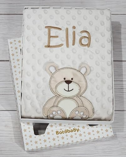 Personalisierte Babydecke mit Namen doppellagig & weich 75x100 cm 3D-Applikation & Geschenkbox Kuscheldecke Jungen Mädchen Geschenk zur Geburt (Beige - Sternen + 3D Motiv + Geschenkbox, 75 x 100 cm)