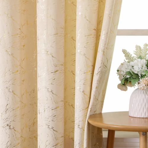 Gazal Vole Cremebeige Samtvorhang 2er Set mit Ösen, weich samtige Polyester Gardinen 70-85% verdunkelnd, H 245 x B 140 cm, Goldfarbene Marmor-Optik für Wohnzimmer Esszimmer Büro Deko