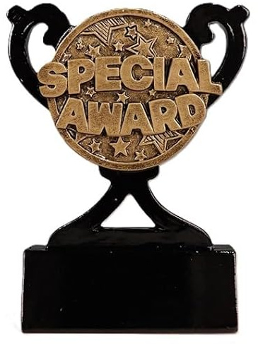 SilverTrophy: Special Award Trophäe Mini Cup, inklusive Geschenk, Gut gemacht, Kinderpreis, Schule, Club, Büro, Positivität, Superstar, Teilnahme, Anerkennung, Schwarz & Gold, 8 cm, individuelles