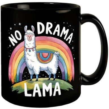 Lama mit Regenbogen - No Drama Lama Tasse KaffeeTasse mit lebendiger Aquarell-Illustration auf schwarzem Hintergrund No Drama Lama für farbenfrohe Momente