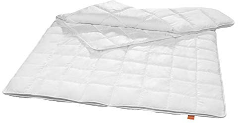 sleepling 197037 antibakterielle Anti Milben Bettdecke (Sanitized®) | 4-Jahreszeiten Decke Steppbett (Füllgewicht: 520 + 1.065 gr.) | Made in EU | Antibakteriell | Ökotex 100 | 155 x 220 cm, weiß
