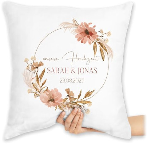 Kissen 40x40 Zierkissen - Hochzeitstag Geschenk Eltern Unsere Hochzeit Datum und Name Boho I Brautpaar Geschenk Heirat I Hochzeitsgeschenk - 40 x 40 cm - Weiß - für personalisiertes hochzeits