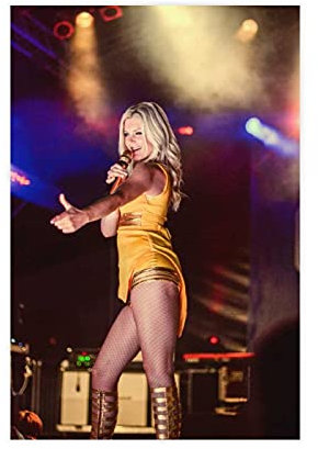 HUANGCHOU Sänger Helene Fischer 26 Leinwand-Poster, Schlafzimmerdekoration, Sportlandschaft, Bürozimmer, Dekoration, Geschenk, 50 x 75 cm, ohne Rahmen: