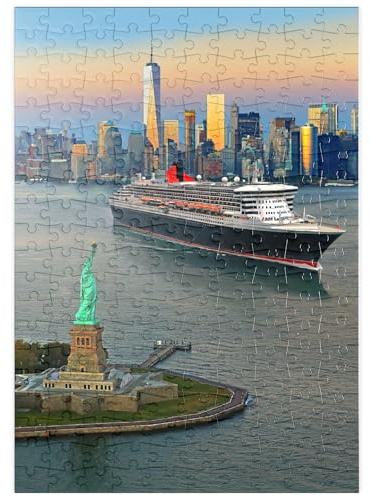 MyPuzzle Freiheitsstatue, mit Queen Mary 2 und One World Trade Center, Manhattan, New York, USA - Premium 200 Teile Puzzle - MyPuzzle Sonderkollektion von Puzzle Galaxy