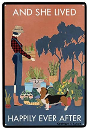 Lustiges Basset Hound Blechschild And She Lived Happily Ever After Gardening Basset Hound Metallschild für Strand, Zuhause, Club, Hof, Rasen, Wanddekoration, Poster, 20,3 x 30,5 cm