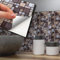 WALPLUS 96 Stück 15x15cm Braunes und beigefarbenes Steinmosaik Braun Wandfliesen Aufkleber Schälen und Kleben Backsplash Abziehbilder Startseite Dekore Aufkantung für Küche Badezimmer Kacheln Farbe