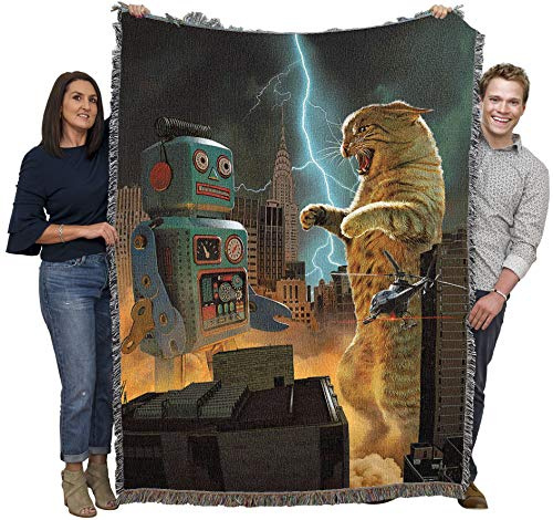 Catzilla Vs Roboterdecke von Vincent HIE – Godzilla Robot Movie Parady – niedlicher lustiger Wandteppich aus Baumwolle – hergestellt in den USA (182 x 137 cm)