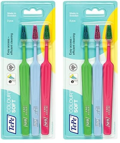 TePe Select Colour Soft Zahnbürste – Weiche Borsten und ein schmal zulaufender Bürstenkopf - für eine gründlichere Reinigung, 1 x 3 Bürsten in verschiedenen Farben mit bunten Borsten, 3 - teilig