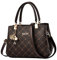 SODOLLEE Handtasche Damen Elegant Henkeltasche mit Exquisiter Anhänger PU Leder Frauen Umhängetasche Ahornblatt Schultertasche für Reisen Shopper Arbeiten Braun Griff B