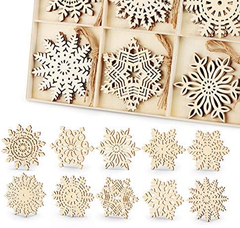 Schneeflocken Ornamente aus Holz - 30 Stück 10 Designs Christbaumschmuck Schneeflocke Anhänger zum Aufhängen/Basteln mit Jute Schnur