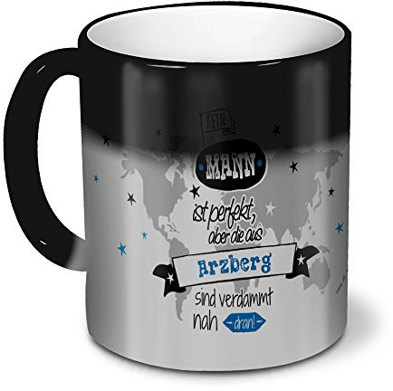 printplanet Zaubertasse mit Stadt/Ort Arzberg - Magic Mug mit Design Kein Mann ist Perfekt, Aber... - Zauberbecher, magische Kaffeetasse