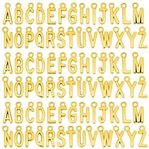 SAVITA 104 Stück ABC Letter Charms, Mini Großbuchstaben A-Z Alphabet Charms Zinklegierung Armband Halskette Buchstaben Anhänger für DIY Schmuckherstellung (Gold)