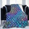 TORR Fleecedecke mit Regenbogen-Meerjungfrauen-Schuppen, weiche Flanelldecke, Dekoration für Couch, Sofa, Geschenke, 203 x 152 cm