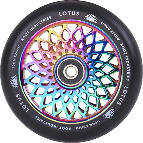 Root Industries Lotus Stunt-Scooter Rolle 110mm + Fantic26 Sticker (Neochrome/Pu Schwarz)