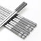 TIICOO 5 Paires Métal Réutilisables Baguettes en Acier Inoxydable 18/8 Gravées au Laser Premium Titanium Passe au Lave-Vaisselle Japon Corée Baguettes Ensemble Cadeau (Argent)