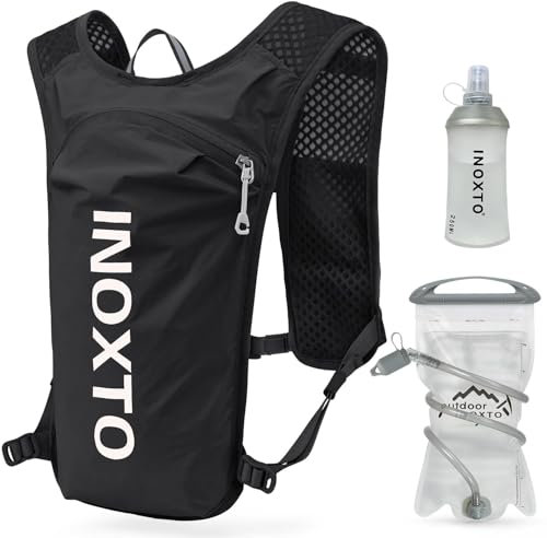 INOXTO Zaino da Corsa 5L - Leggero Zaino Idratazione con Strisce Riflettenti,Rete Traspirante per Outdoor, Maratona, Ciclismo, Alpinismo, Uomoe Donna (Nero con bianco Borsa d'acqua da 1,5 litri)